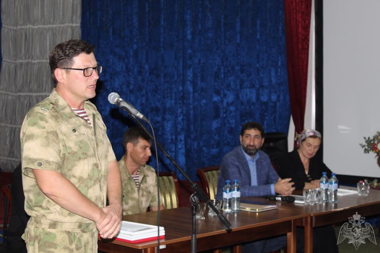 Представители ансамбля песни и пляски Северо-Кавказского округа Росгвардии обсудили совместные творческие планы с коллегами из Ингушетии 