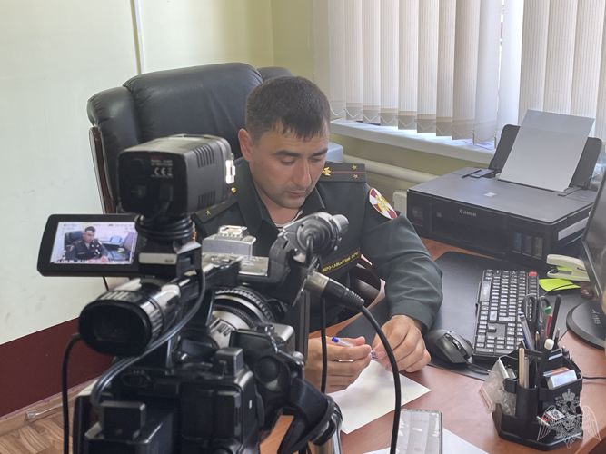 В Ингушетии росгвардеец стал гостем передачи на региональном телеканале 