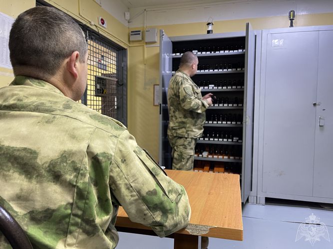 Подразделения Росгвардии в Ингушетии готовятся к предстоящему зимнему периоду эксплуатации техники и вооружения