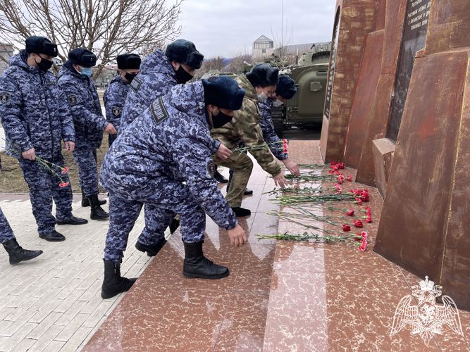 В Назрани росгвардейцы приняли участие в мероприятиях,    посвященных памяти воинов-интернационалистов   