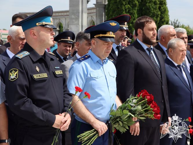 Росгвардейцы Ингушетии приняли участие в мероприятиях, посвященных Дню памяти и скорби