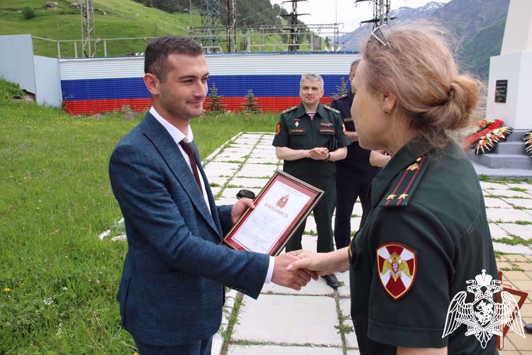 В Кабардино-Балкарии росгвардейцы почтили память журналистов, погибших при исполнении профессиональных обязанностей