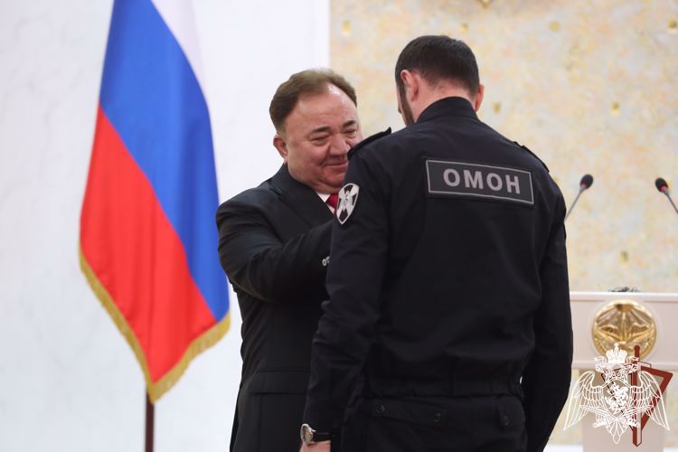 Росгвардейцам вручили государственные награды в Ингушетии