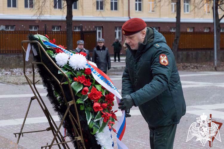 Генерал армии Виктор Золотов поздравил общероссийскую общественную организацию ветеранов войск правопорядка с 15-летием