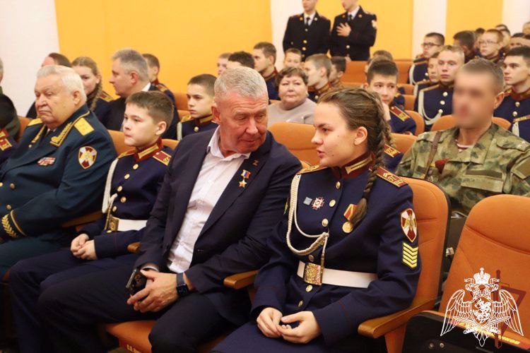 ГЕНЕРАЛ-ЛЕЙТЕНАНТ АЛЕКСЕЙ ВОРОБЬЕВ СОВЕРШИЛ РАБОЧУЮ ПОЕЗДКУ В УЧЕБНЫЕ ЗАВЕДЕНИЯ РОСГВАРДИИ