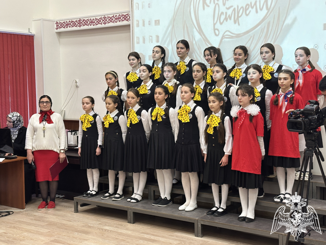 В Назрани прошла встреча росгвардейцев с лицеистами