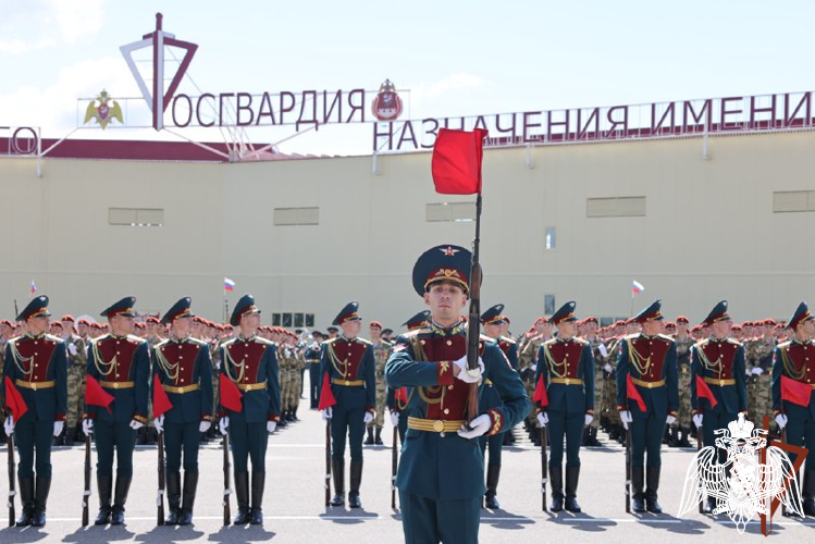 Директор Росгвардии генерал армии Виктор Золотов принял участие в торжественных мероприятиях, посвященных 100-летию дивизии имени Ф.Э. Дзержинского
