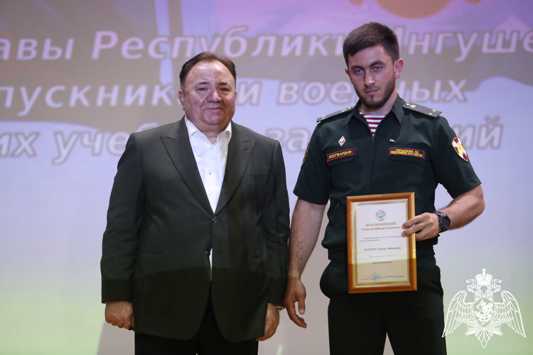 Росгвардейцы приняли участие в ежегодной встрече военнослужащих с Главой Ингушетии
