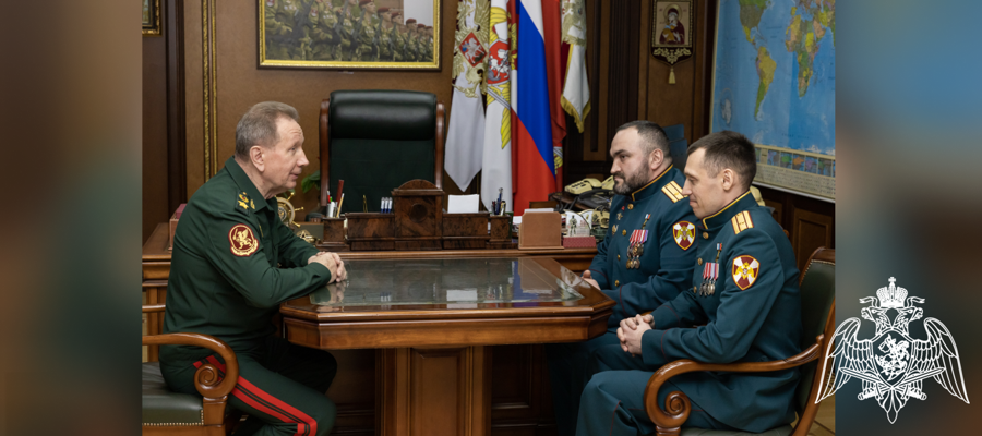 Генерал армии Виктор Золотов поздравил офицеров Росгвардии с присвоением звания Героя России (видео)