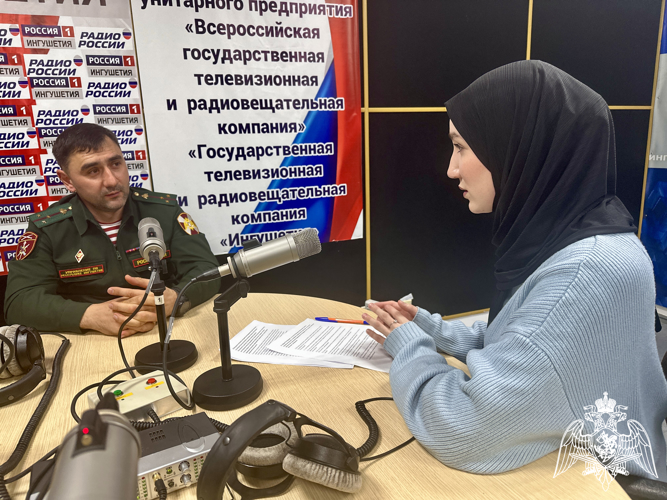 В Ингушетии офицер Росгвардии выступил в  радиорубрике «В эфире Росгвардия» 