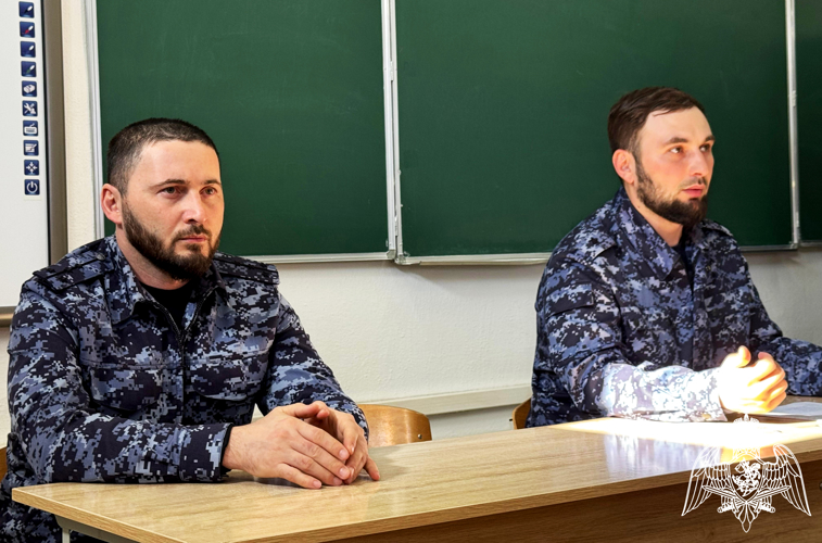 В Ингушетии росгвардейцы провели профилактическое мероприятие с молодежью региона