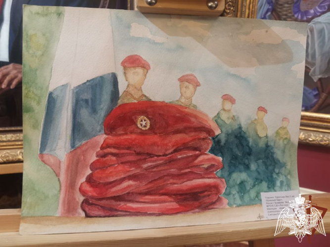 В Галерее Александра Шилова открылась выставка рисунков кадет и детей росгвардейцев, посвященная 80-летию Победы в Великой Отечественной войне (видео)