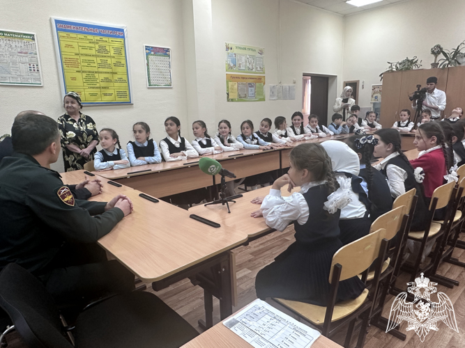 Круглый стол с участием росгвардейцев прошел в Ингушетии