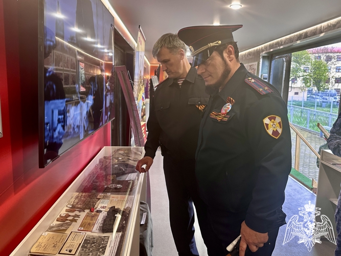 Росгвардейцы приняли участие во всероссийской патриотической акции «Единство в памяти. Сила в подвиге» в Ингушетии