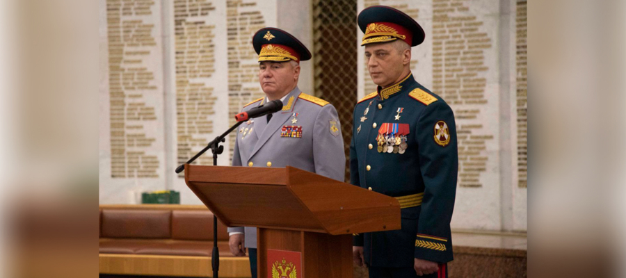 Герой России генерал-полковник Сергей Бойко поздравил выпускников Общевойсковой академии ВС РФ