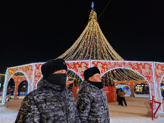 Росгвардия обеспечила правопорядок и общественную безопасность в новогоднюю ночь