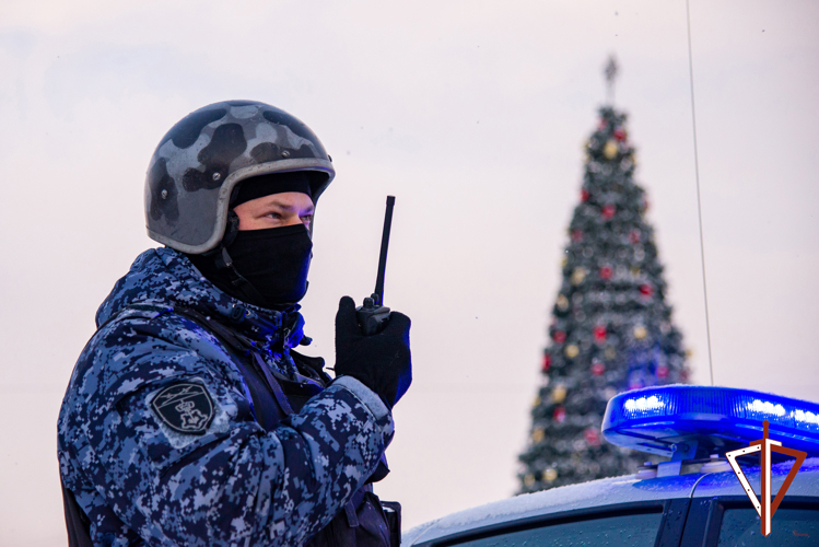 Росгвардия обеспечила правопорядок и общественную безопасность в новогоднюю ночь
