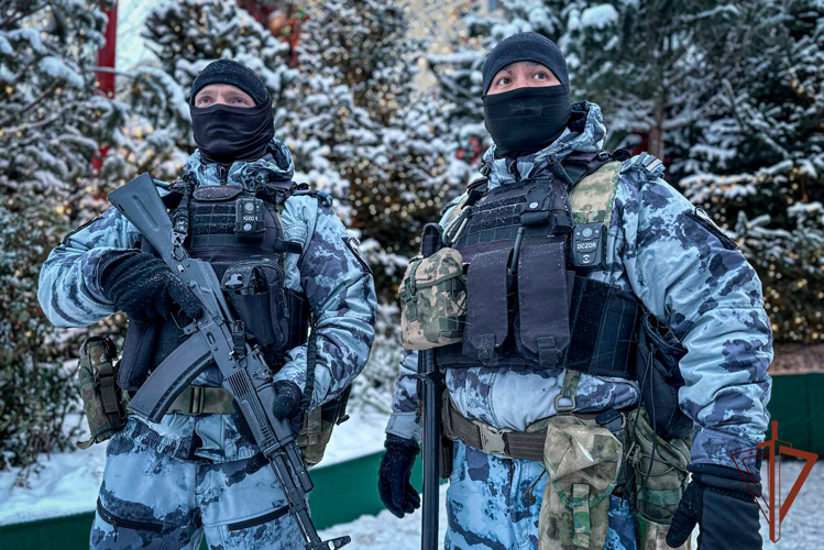 Росгвардия обеспечила правопорядок и общественную безопасность в новогоднюю ночь