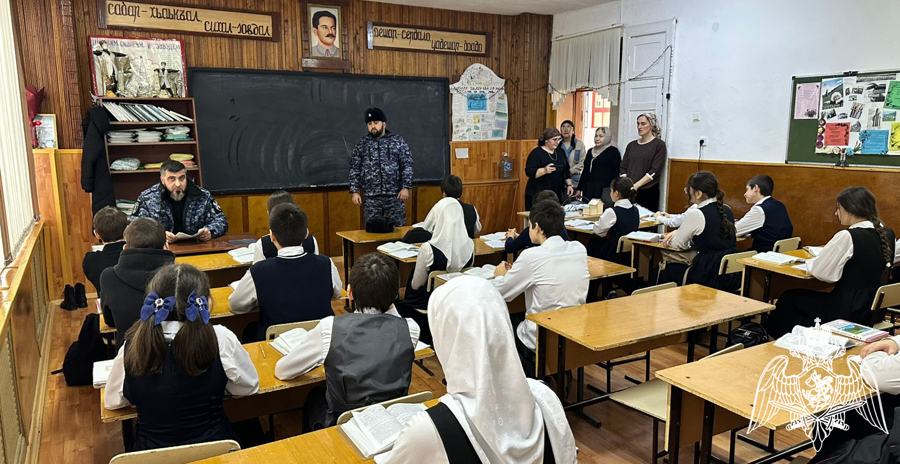 Дань памяти стойкости защитников Ленинграда отдали росгвардейцы в Республике Ингушетия