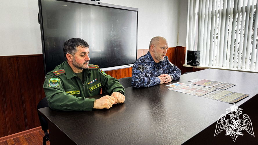 В Ингушетии росгвардейцы провели профориентационное мероприятие для кадет