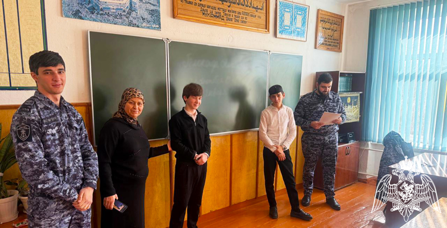 В Ингушетии росгвардейцы провели тематические мероприятия, посвященные победе советских войск в Сталинградской битве