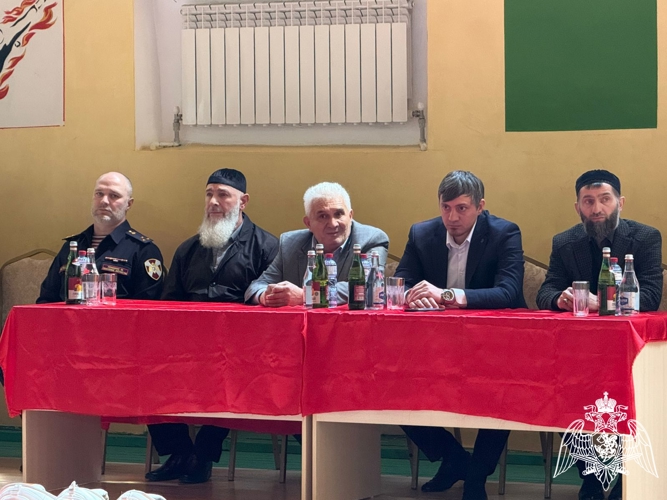 В Ингушетии офицер Росгвардии принял участие в открытии памятного турнира по смешанным единоборствам