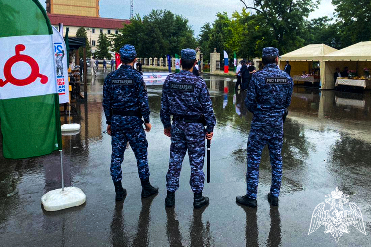 Росгвардейцы обеспечили правопорядок в период празднования Дня России в Ингушетии