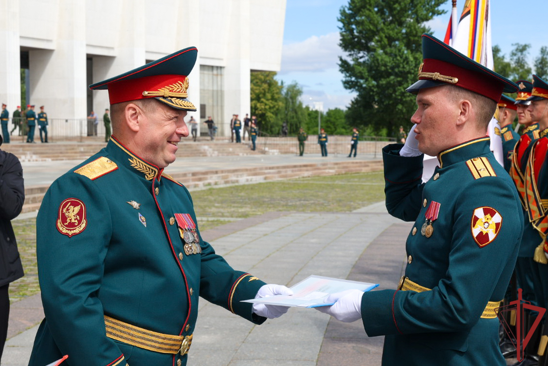 В Военном университете Минобороны России состоялся выпуск офицеров Росгвардии (видео)