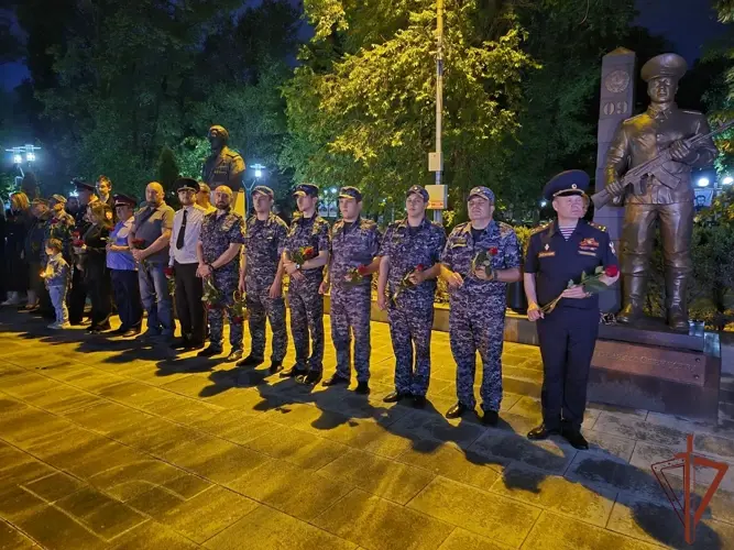 В Северо-Кавказском округе Росгвардии прошли мероприятия по случаю Дня памяти и скорби