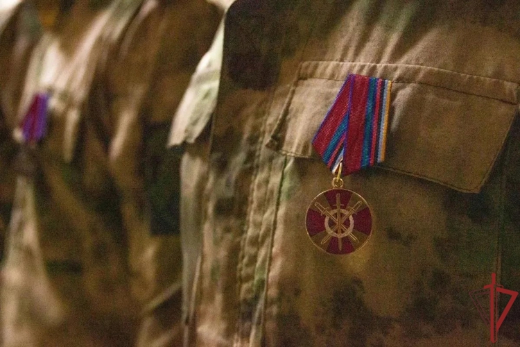 Генерал-полковник Юрий Яшин совершил рабочую поездку в зону проведения специальной военной операции
