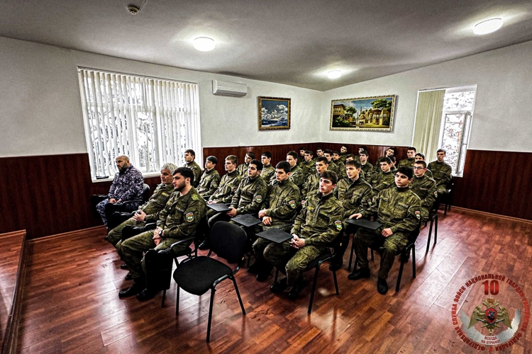 В Ингушетии росгвардейцы провели профориентационное мероприятие для кадет