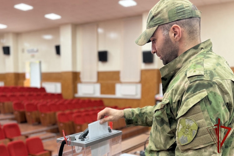Росгвардейцы в Ингушетии принимают участие в Едином дне голосования