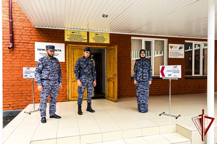 Росгвардия принимает участие в обеспечении правопорядка в период проведения Единого дня голосования в Ингушетии